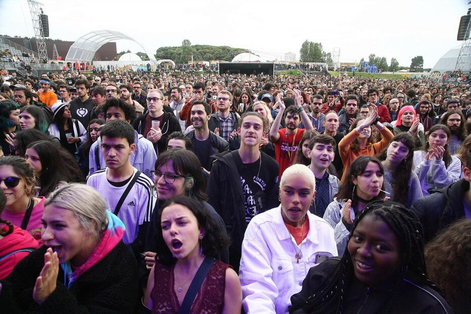 Milhares rumaram ao Parque da Cidade do Porto para o Primavera Sound	
