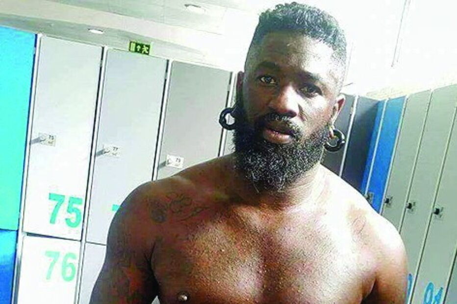 Homem abalroa esplanada de bar em ataque a clientes no Marco de Canaveses