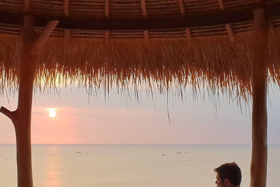 Kelly e Lourenço namoram em Bali