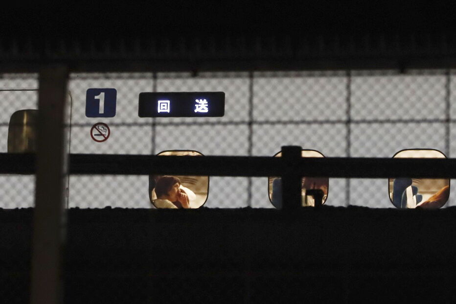 Um morto e dois feridos graves em ataque num 'comboio bala' no Japão