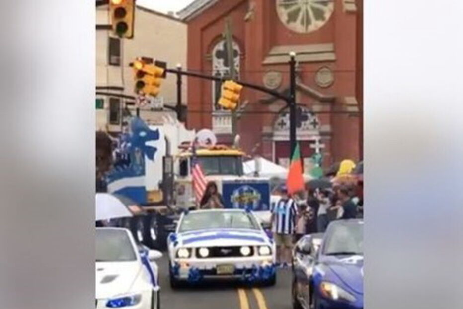 Festa azul e branca em Newark