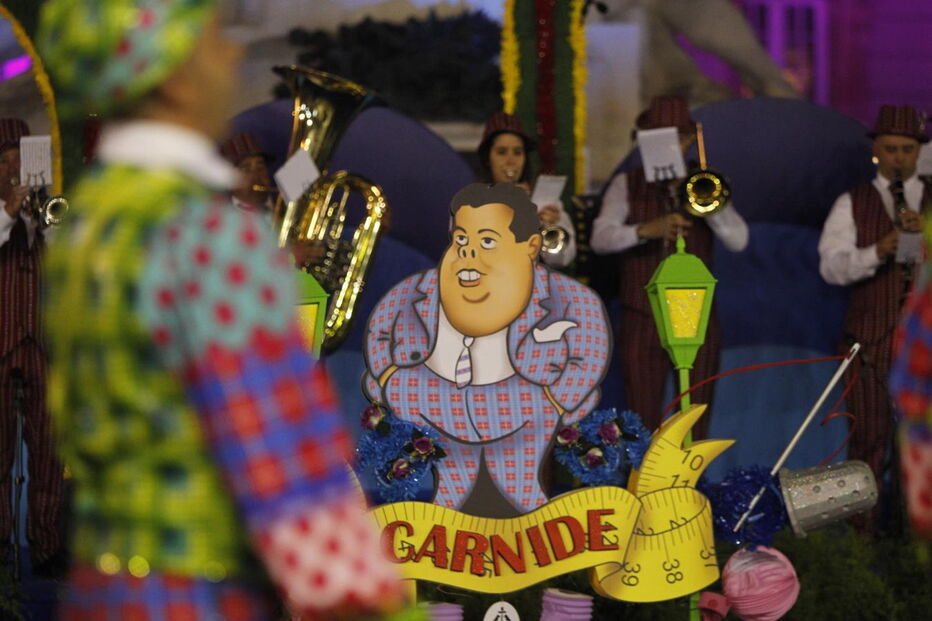 Marcha de Carnide desfila na Avenida