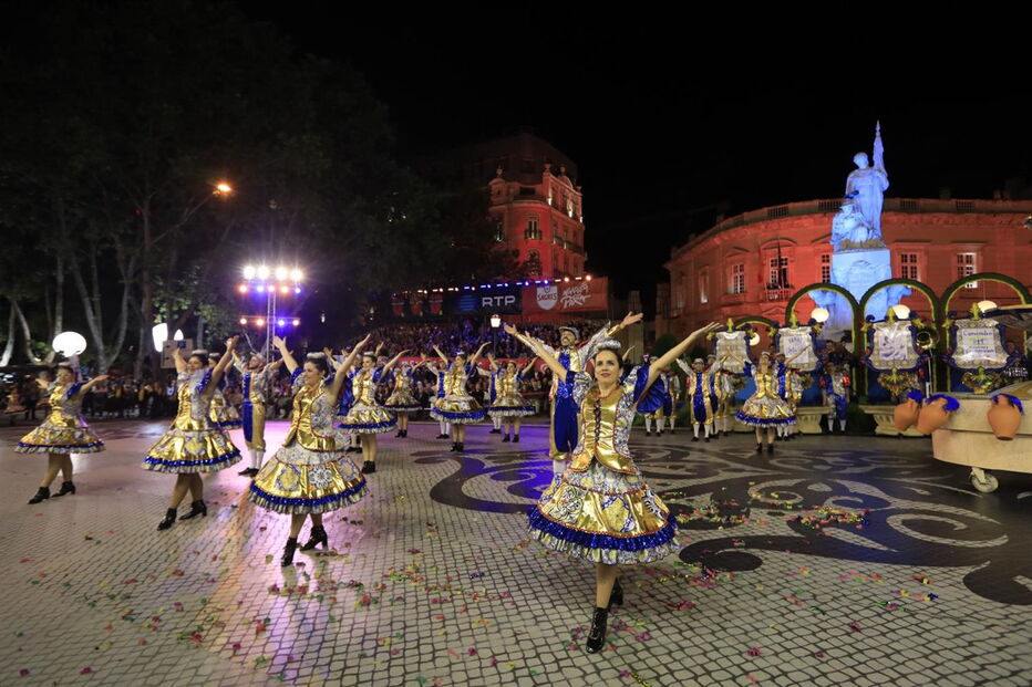 Marcha de São Domingos de Benfica desfila na Avenida