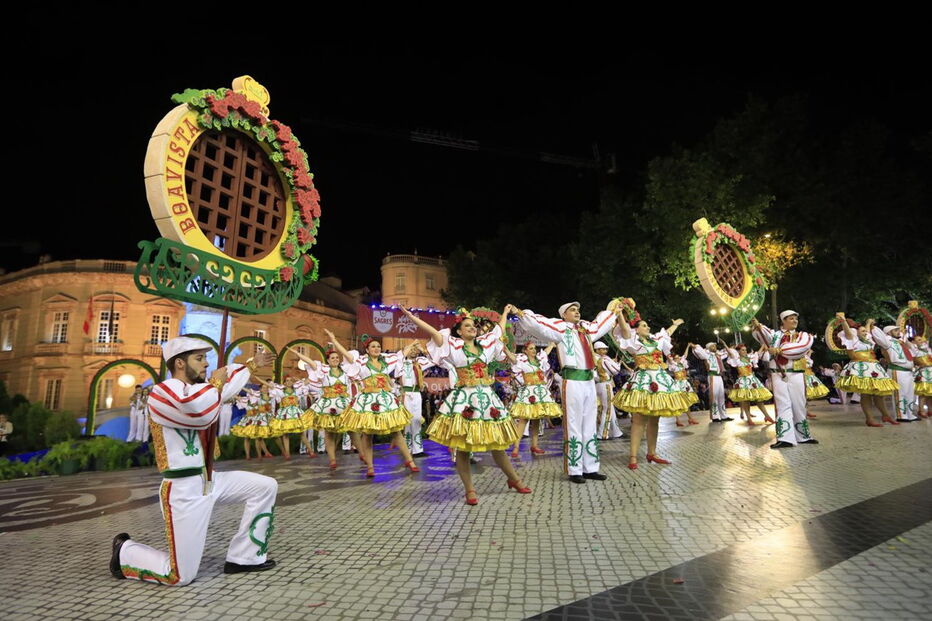 Marcha do Bairro da Boavista desfila na Avenida