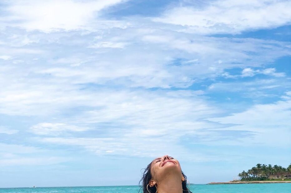 Sofia Ribeiro mostra fotos sensuais das férias em Cuba