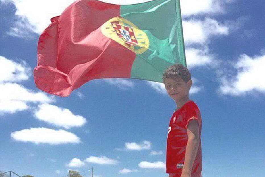 Dolores Aveiro apoia Ronaldo e a Seleção nas redes socias