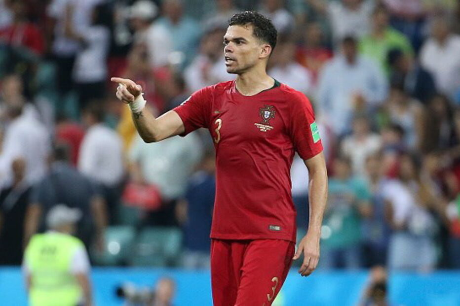 Pepe a jogar frente a Espanha no Mundial 2018
