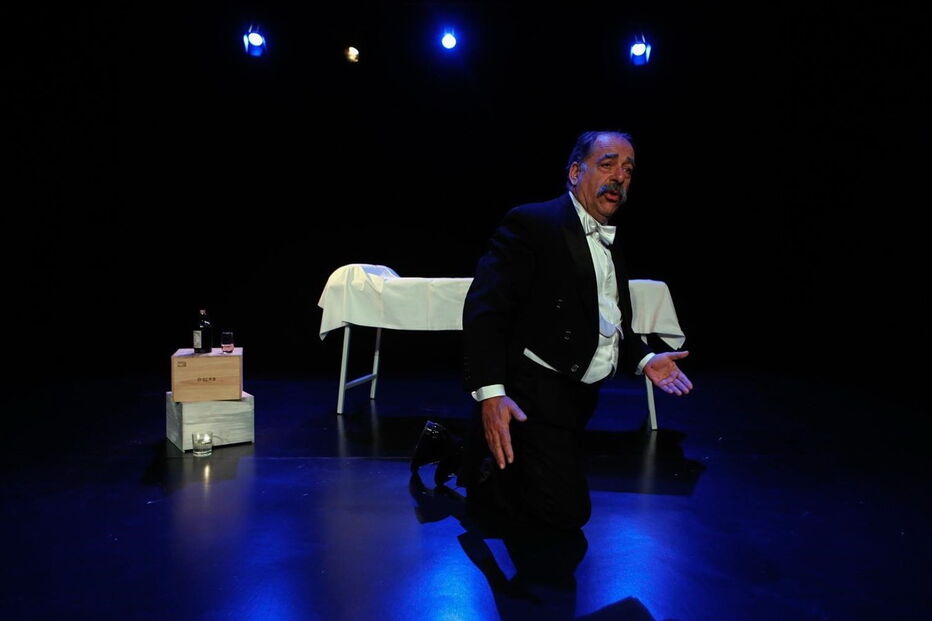 João Lagarto protagoniza o monólogo Lições de dança para pessoas de uma certa idade’