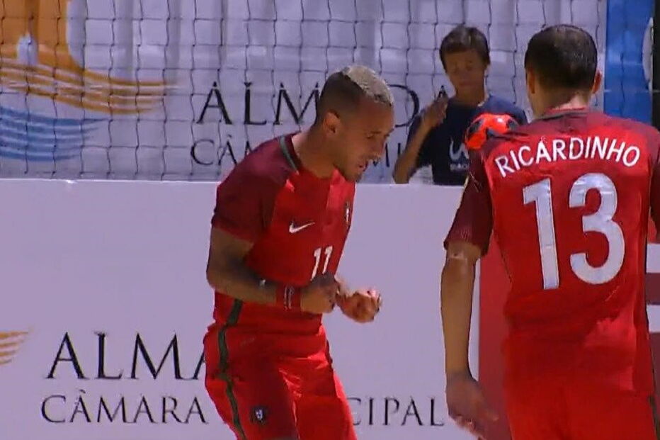 Portugal vence Mundialito de futebol de praia	