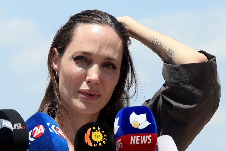 2018-06-17_18_21.21 angelinajolie3.JPG