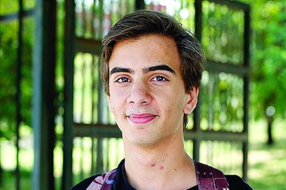 Alunos fazem exame nacional de Filosofia