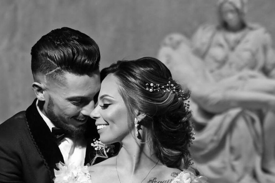 Alex Telles deu o nó com Priscilla