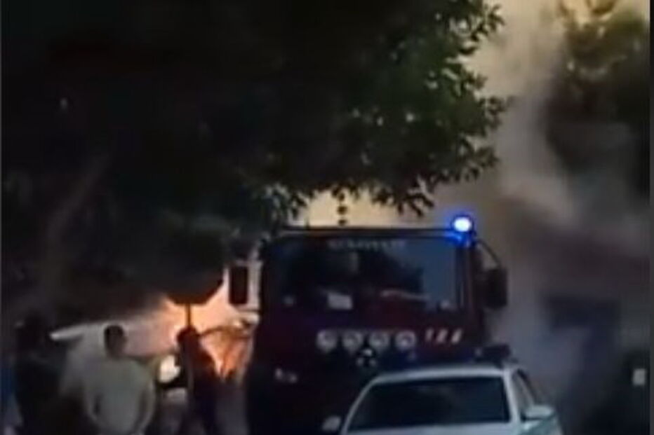  Carro incendeia-se em Benavente 