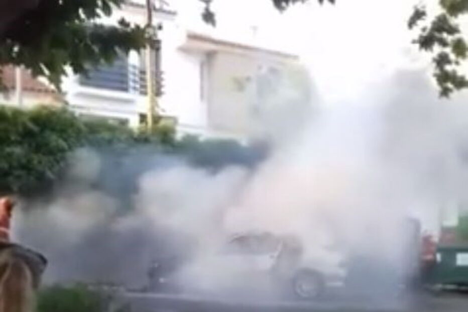  Carro incendeia-se em Benavente 