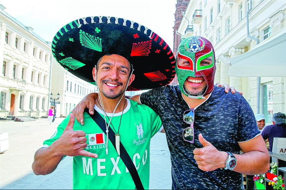 Adeptos mexicanos fazem a festa em Kazam