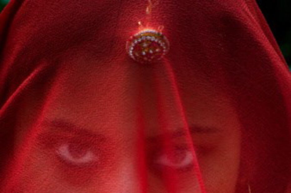 Mulher indiana com véu tradicional