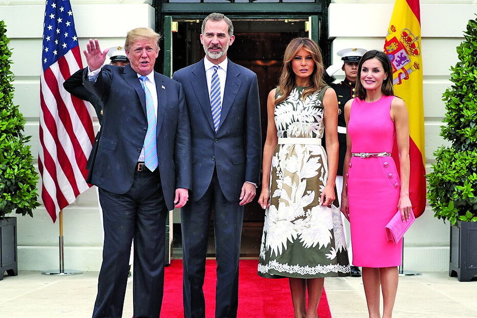 Reis de Espanha visitam Casa Branca, nos EUA