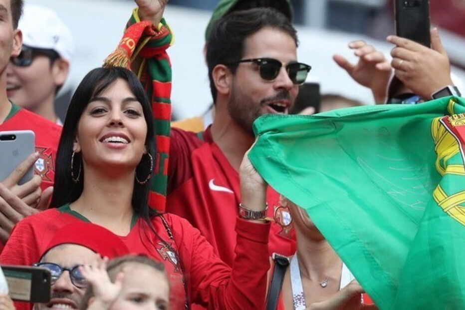 Georgina Rodríguez apoia seleção nacional e Ronaldo na Rússia