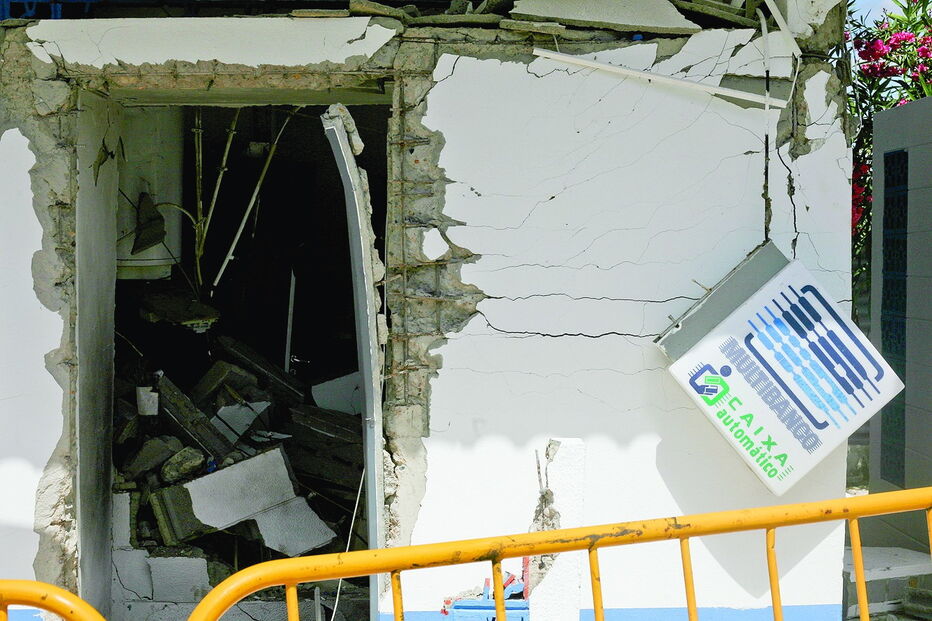 Grupo assaltava multibancos, sobretudo nas áreas de Lisboa e de Setúbal, com recurso a explosivos 