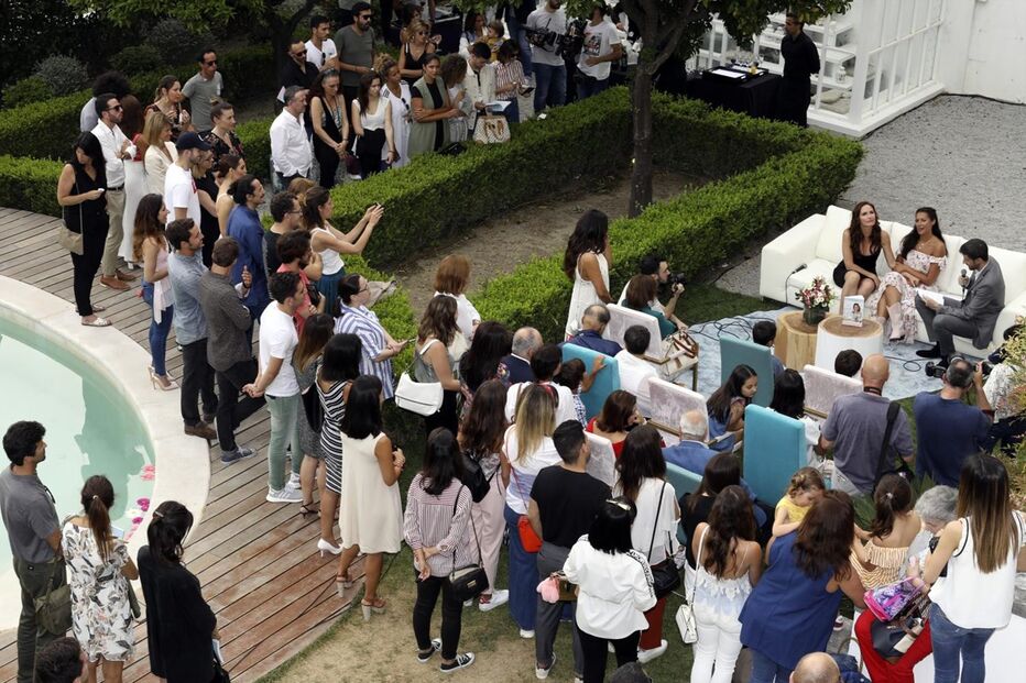 Sofia Ribeiro, Atriz, Livro, Confia