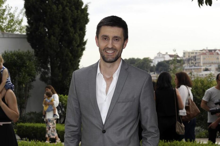 Sofia Ribeiro, Atriz, Livro, Confia