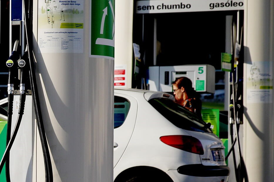 bomba gasolina combustiveis gasóleo