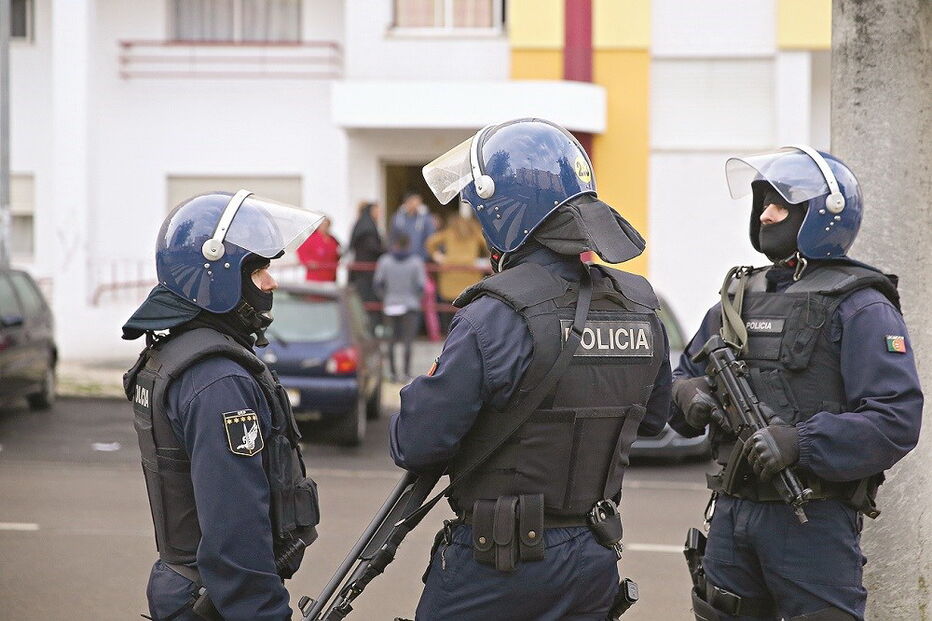 2018-06-22_23_49.54 policia.jpg