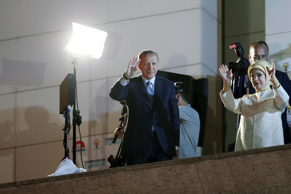 Erdogan celebra vitória nas eleições turcas de 2018