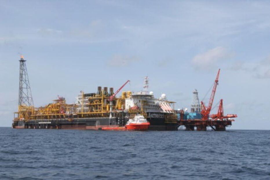 Exploração de petróleo em Angola