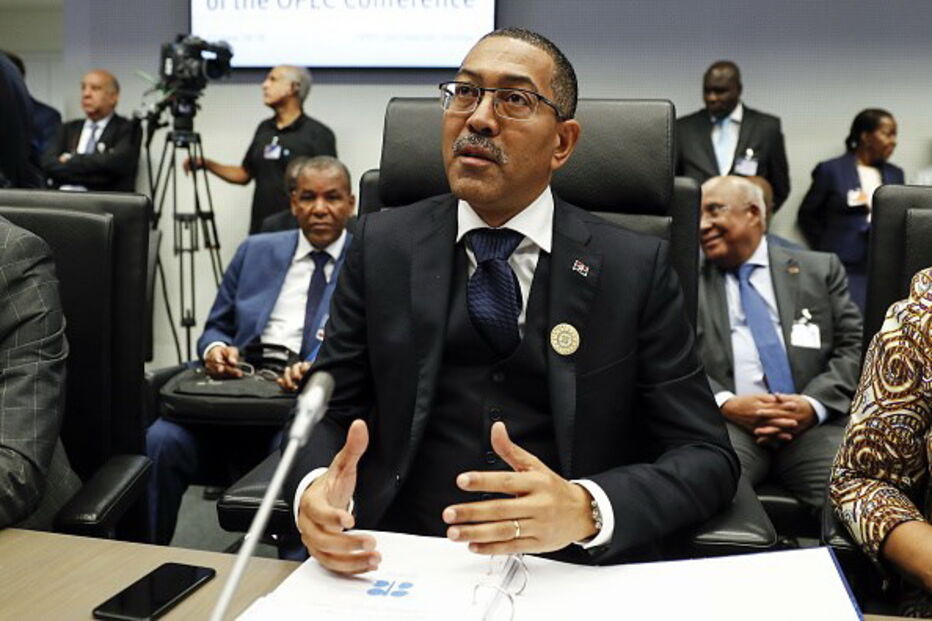 Diamantino Pedro Azevedo, ministro do Petróleo de Angola