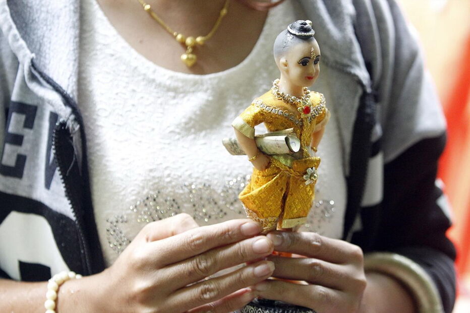 Equipa de futebol soterrada em caverna na Tailândia