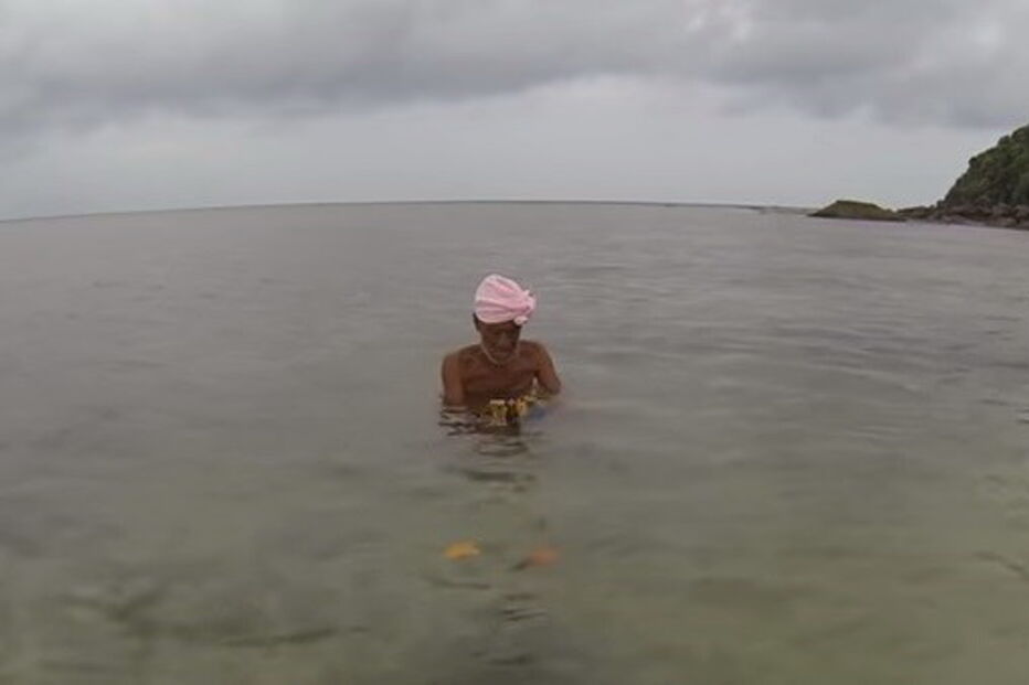 Japonês de 82 anos obrigado a sair de ilha onde queria morrer