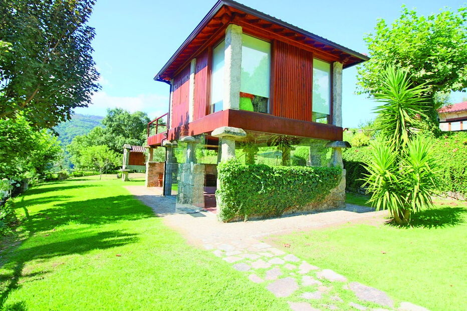 Paraíso na caniçada   