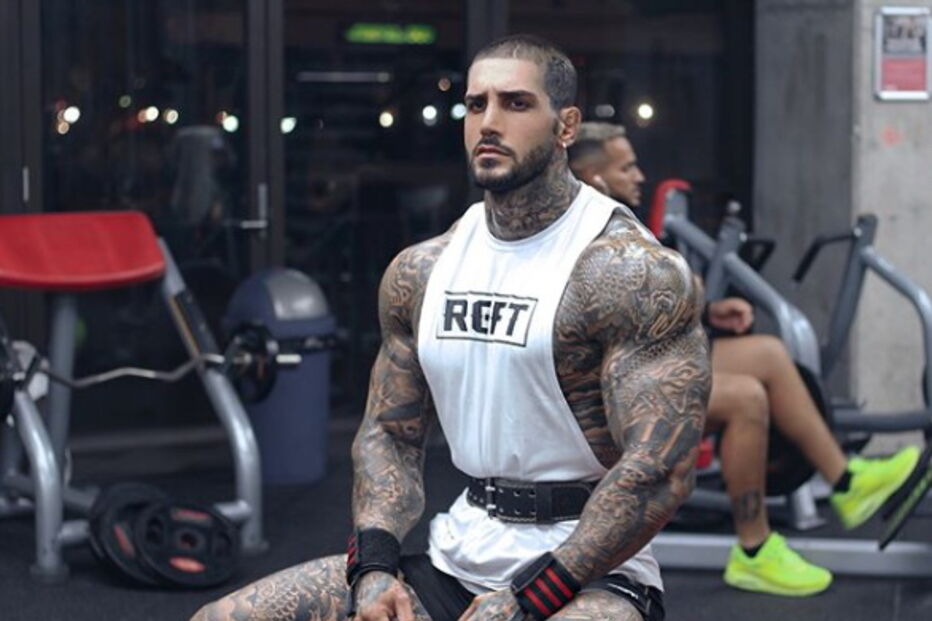 Soldado exibe vida luxuosa e tatuagens proibidas no Instagram