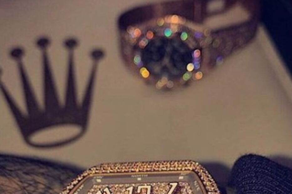 Soldado exibe vida luxuosa e tatuagens proibidas no Instagram