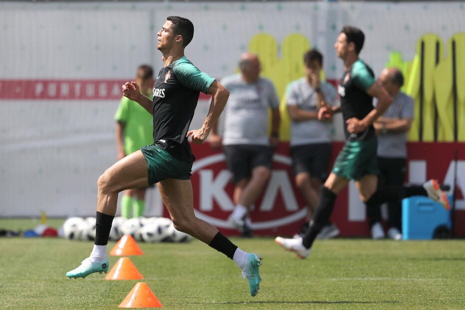Cristiano Ronaldo motiva grupo