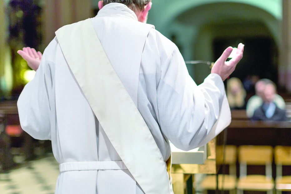Manuel Fernando Martins fingia ser padre e até celebrava missa