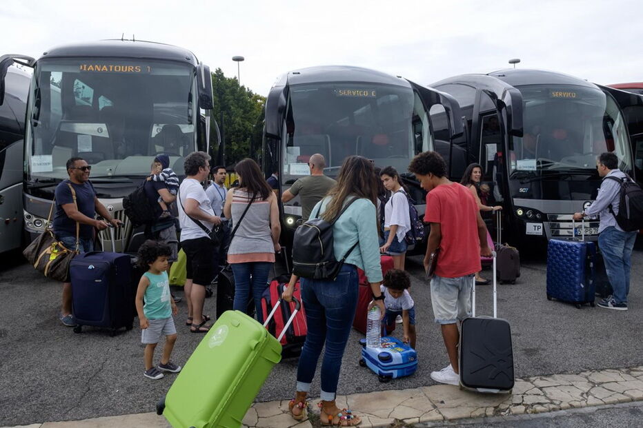 Descontentamento marcou o estado de espírito dos passageiros com destino à ilha espanhola de Menorca, que antes tiveram de viajar até Beja
