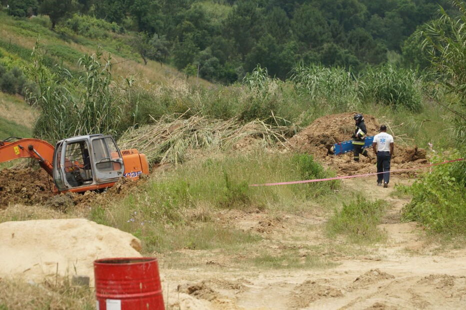 Homem de 44 anos morre soterrado em Leiria