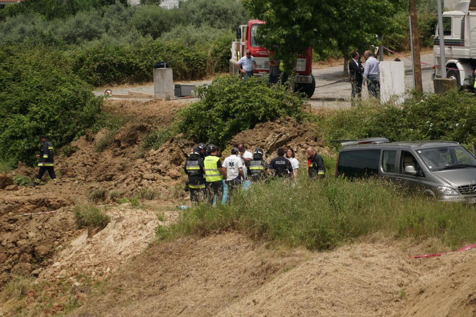 Homem de 44 anos morre soterrado em Leiria