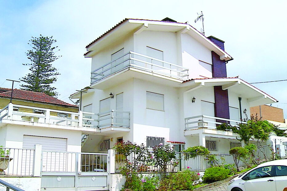 Vítima residia sozinha numa moradia, em Moledo