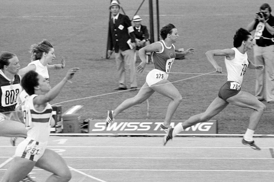 Morreu velocista Irena Szewinska