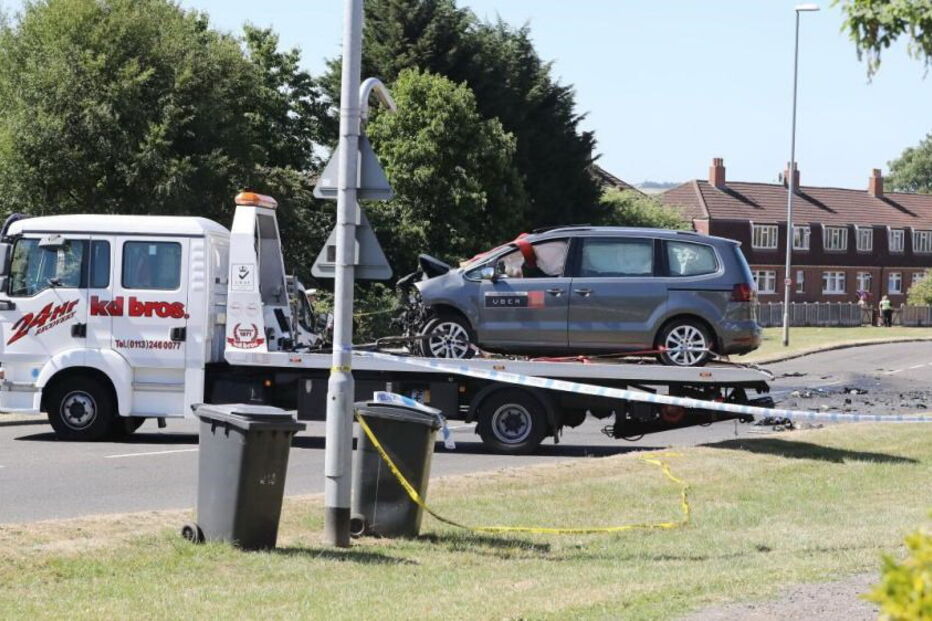 Acidente em Leeds com carro da Uber mata quatro jovens