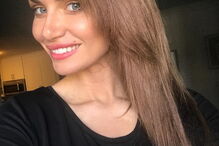 Mulher abusada sexualmente pela mãe torna-se viciada em sexo