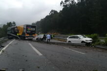 A3 reaberta após acidente com camião em Braga