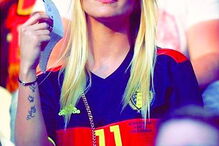 Noémie Happart, Miss Bélgica 2013, namora com Yannick Carrasco 