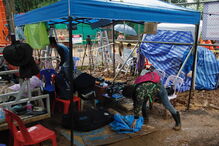 Resgate de crianças e treinador da gruta na Tailândia já começou