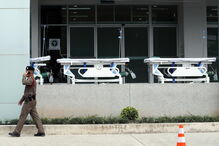 Hospital começa preparativos para receber crianças presas em gruta