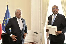António Costa recebeu o ministro das Relações Exteriores de Angola, Manuel Augusto, para preparar a sua deslocação.