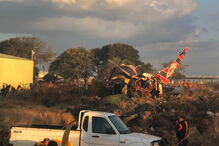 Avião despenha-se na África do Sul
